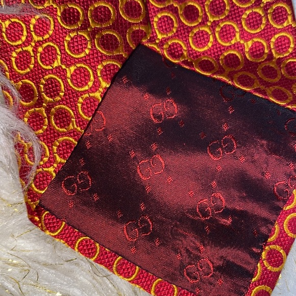 GUCCI Vintage Handcuff Print Tie - Picture 5 of 5